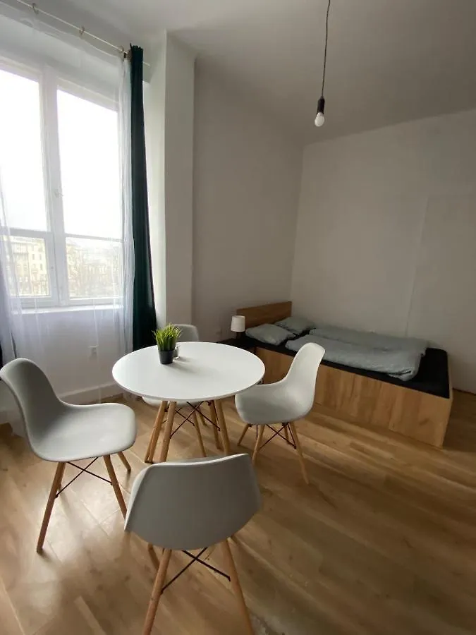 Apartment Cozy And Cheap Room In Old Town Krakow Poland
